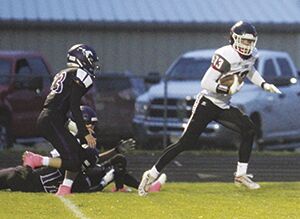 Sturgis gridders defeat Belle Fourche
